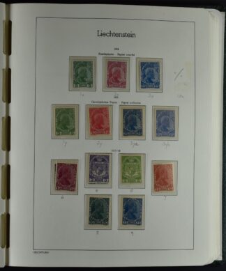 LIECHTENSTEIN EXCELLENT COLLECTION 1912/2000 TWO LIGHTHOUSE ALBUMS /<i>LIECHTENSTEIN – AUSGEZEICHNETE SAMMLUNG 1912/2000 IN ZWEI LEUCHTTURM-ALBEN ungebraucht oder postfrisch</i>