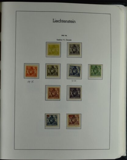 LIECHTENSTEIN EXCELLENT COLLECTION 1912/2000 TWO LIGHTHOUSE ALBUMS /<i>LIECHTENSTEIN – AUSGEZEICHNETE SAMMLUNG 1912/2000 IN ZWEI LEUCHTTURM-ALBEN ungebraucht oder postfrisch</i> - Image 9