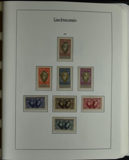 LIECHTENSTEIN EXCELLENT COLLECTION 1912/2000 TWO LIGHTHOUSE ALBUMS /<i>LIECHTENSTEIN – AUSGEZEICHNETE SAMMLUNG 1912/2000 IN ZWEI LEUCHTTURM-ALBEN ungebraucht oder postfrisch</i> - Image 13