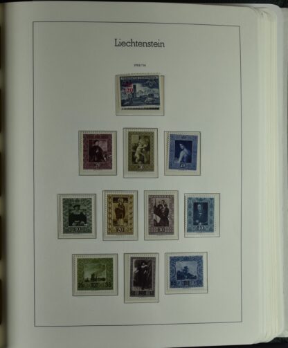 LIECHTENSTEIN EXCELLENT COLLECTION 1912/2000 TWO LIGHTHOUSE ALBUMS /<i>LIECHTENSTEIN – AUSGEZEICHNETE SAMMLUNG 1912/2000 IN ZWEI LEUCHTTURM-ALBEN ungebraucht oder postfrisch</i> - Image 33