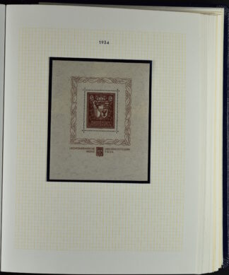 LIECHTENSTEIN EXTENSIV COLLECTION UNUSED AND USED IN TWO VOLUMES <i>Liechtenstein – umfangreiche Sammlung, ungebraucht und gebraucht, in zwei Bänden</i>