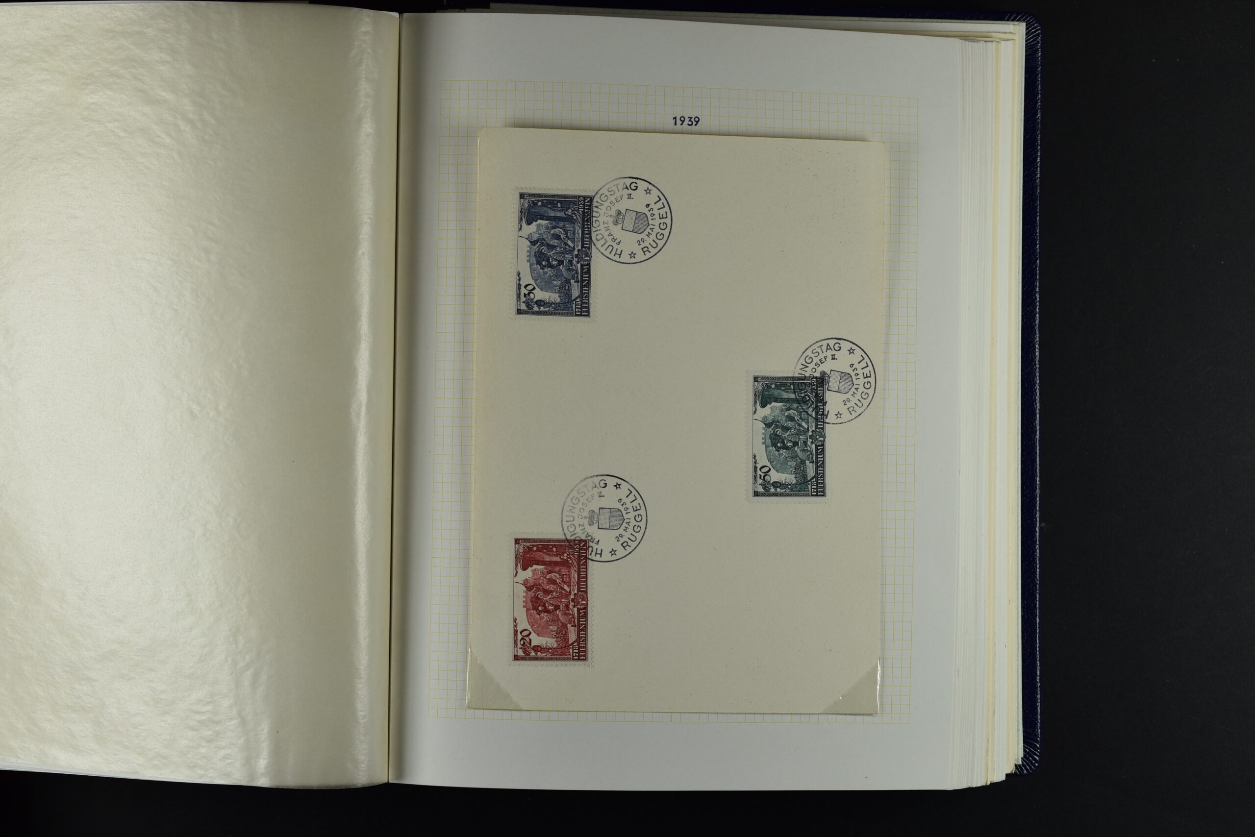 LIECHTENSTEIN EXTENSIV COLLECTION UNUSED AND USED IN TWO VOLUMES <i>Liechtenstein – umfangreiche Sammlung, ungebraucht und gebraucht, in zwei Bänden</i> - Image 36