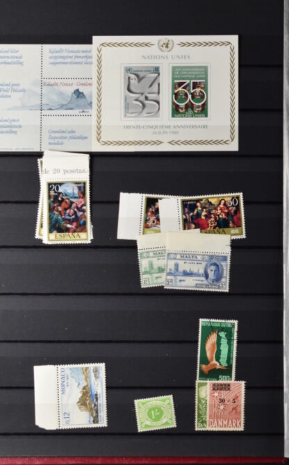 TWO STOCKBOOKS MOSTLY TOPICAL STAMPS AS IS / <i>Zwei Einsteckbücher mit meist thematischen Marken meist postfrisch, angeboten wie besehen</i> - Image 5