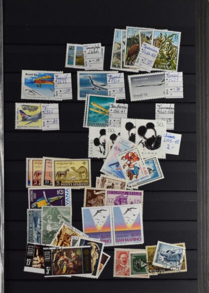 TWO STOCKBOOKS MOSTLY TOPICAL STAMPS AS IS / <i>Zwei Einsteckbücher mit meist thematischen Marken meist postfrisch, angeboten wie besehen</i> - Image 12