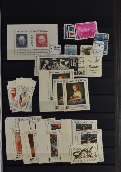 TWO STOCKBOOKS MOSTLY TOPICAL STAMPS AS IS / <i>Zwei Einsteckbücher mit meist thematischen Marken meist postfrisch, angeboten wie besehen</i> - Image 22