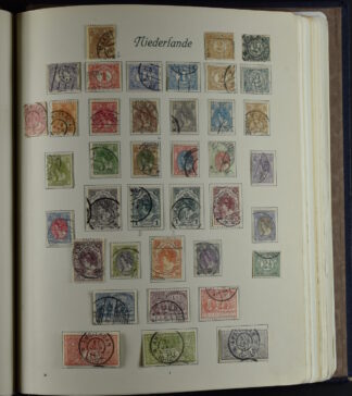 NETHERLANDS – TRADITIONAL COLLECTION ON BOREK ALBUM PAGES <i>NIEDERLANDE – TRADITIONELLE SAMMLUNG AUF BOREK-ALBENSEITEN</
